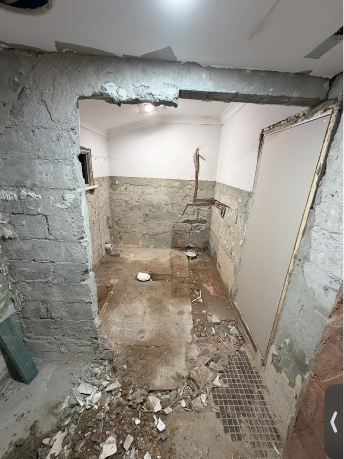 before image - bathroom renovations in Perth